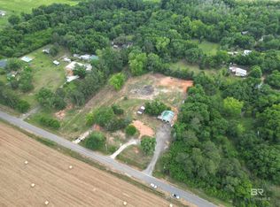 17710 Spring Creek Dr, Summerdale, AL 36580