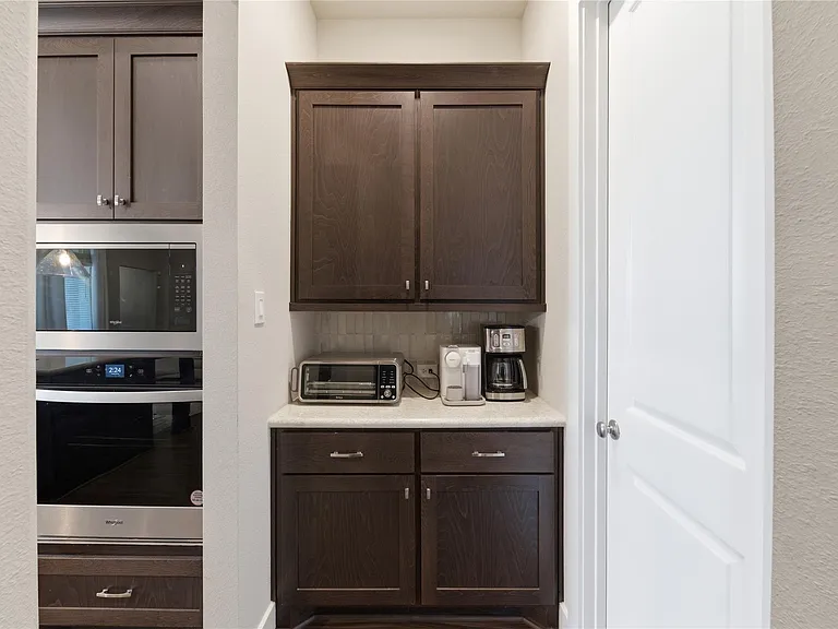 13715 Aventino Pointe Dr — Photo 12