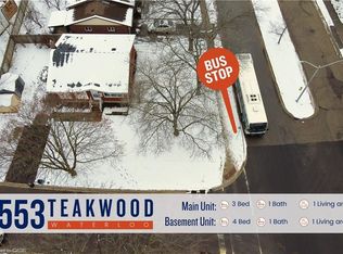 553 Teakwood Dr, Waterloo, ON N2L 4L5