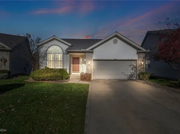 2565 Redtail Ct, Twinsburg, OH 44087