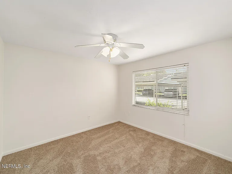 501 SW 75th St #H6 — Photo 15