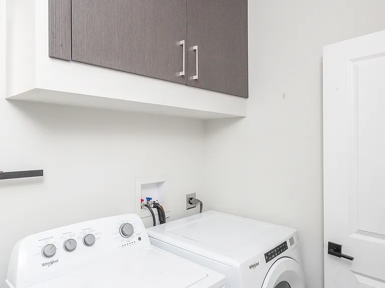 818 W 18th St #O4F — Photo 14
