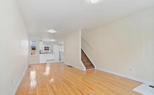 2251 Cross St Photo 1