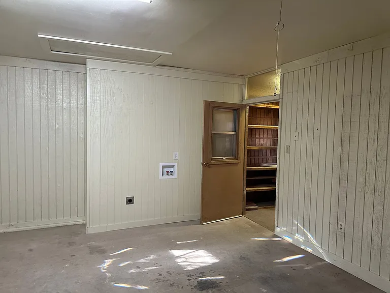 2301 Post Oak Rd — Photo 34