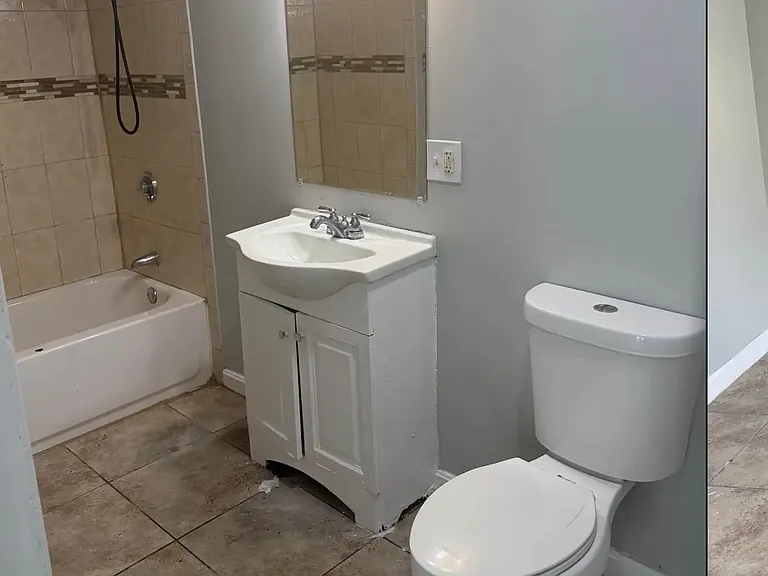 26-30 Pleasant St #1 — Photo 2