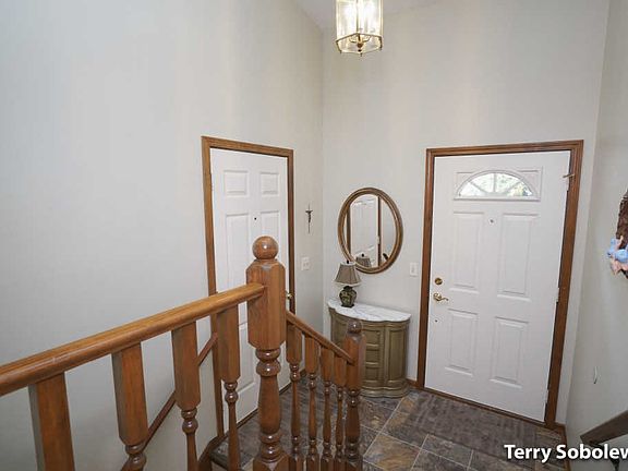 4th image of 2165 Edington Dr SE