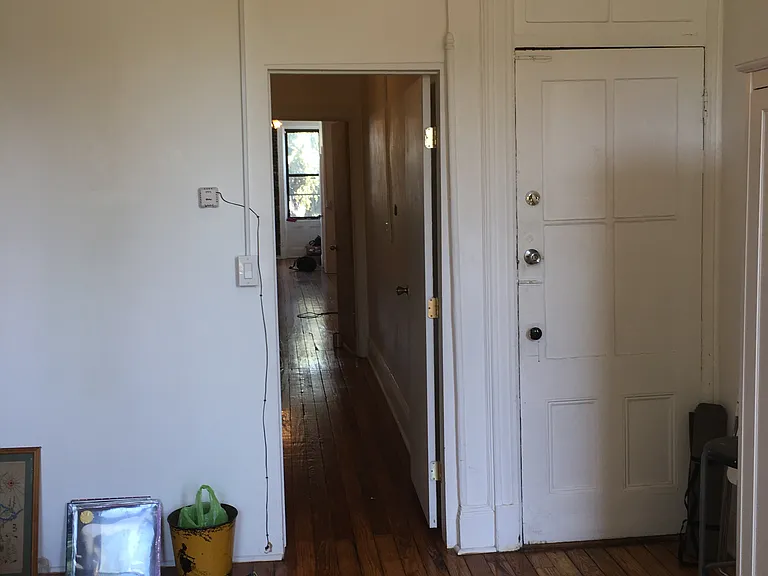 365 Onderdonk Ave #3L — Photo 4