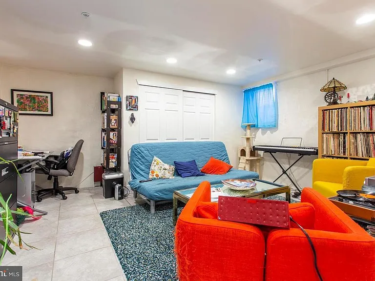 922 S 49th St #2 — Photo 7