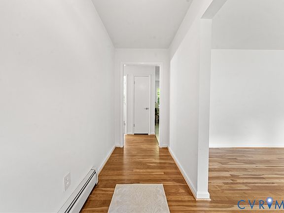 3rd image of 1920 Mill Quarter Rd