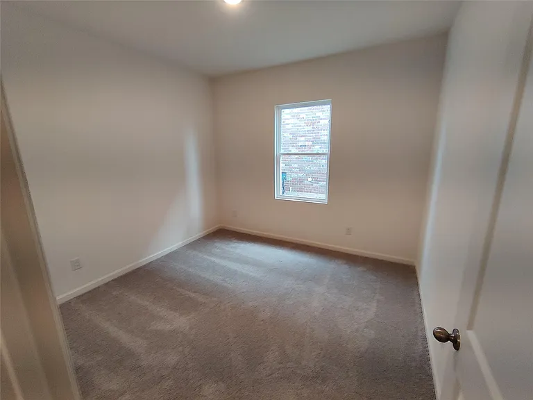 10356 Holycross Ln — Photo 8