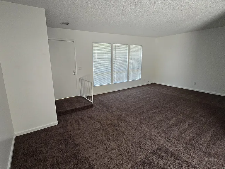 3768 Decade St — Photo 6