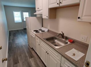 469 Westfield St #3-B, West Springfield, MA 01089