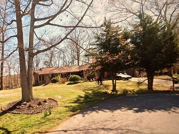 3111 Poplar Springs Dr