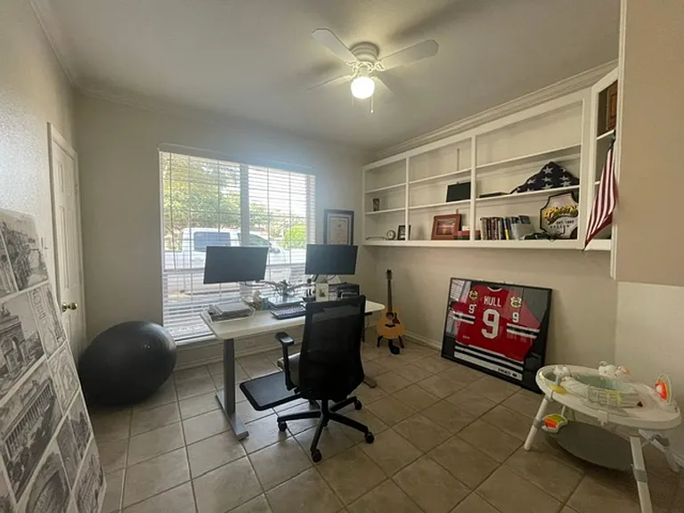 558 Timber Ridge Dr — Photo 15