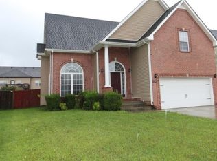 1341 Chinook Cir, Clarksville, TN 37042