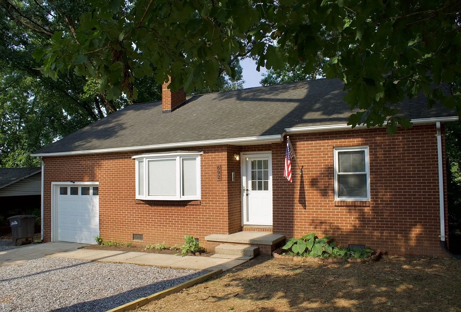 692 Brookdale Dr. — Photo 1