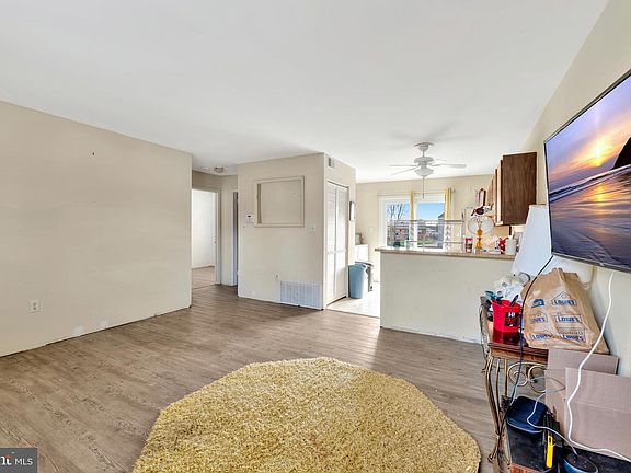 5th image of 18 Stevenson Way