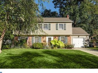 17 Ridgewood Cir, Haddonfield, NJ 08033