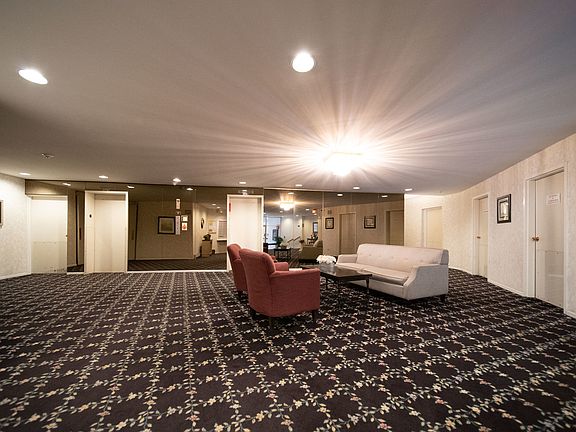 2nd image of 245 S Park Ln Unit 104