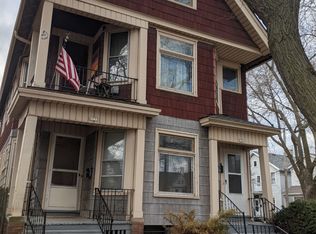 1773 N Astor St, Milwaukee, WI 53202