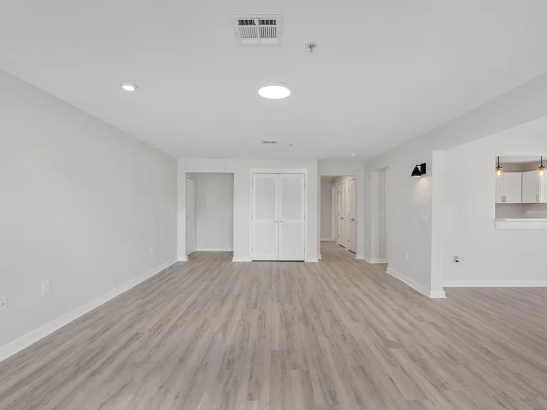 2405 W Texas Ave #4 — Photo 9