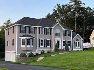 4 Stagecoach Cir, Pelham, NH 03076