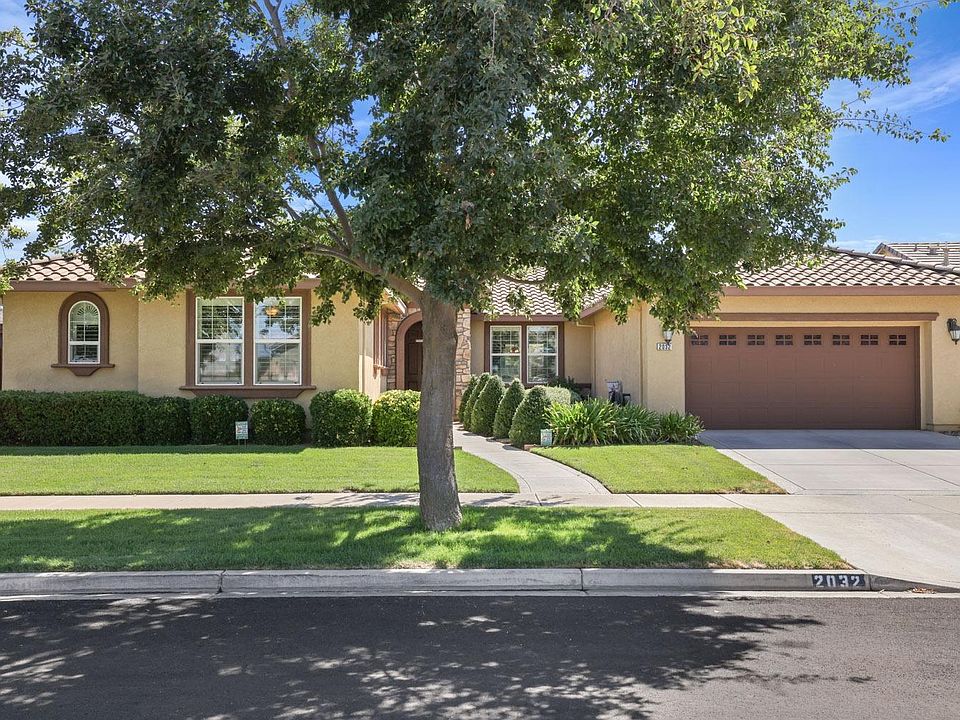 1st image of 2032 Mariposa Dr