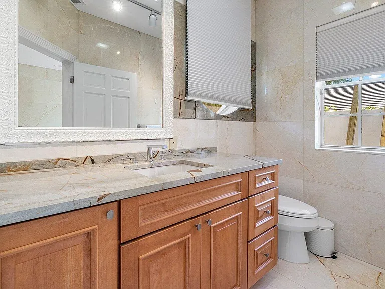 11839 Maidstone Dr — Photo 21