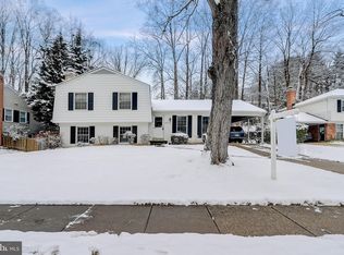 6437 Alloway Ct, Springfield, VA 22152