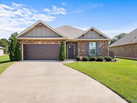 2nd image of 523 Wickerberry Way