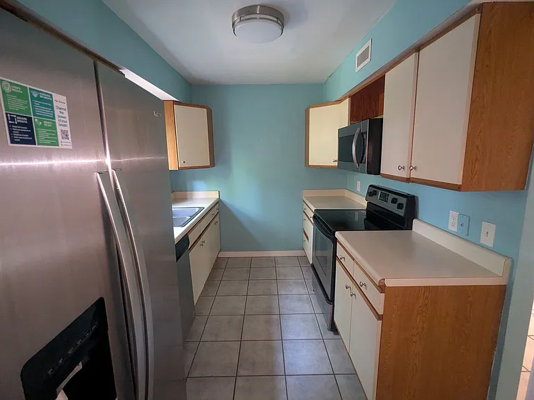 222 Crown Oaks Way — Photo 8