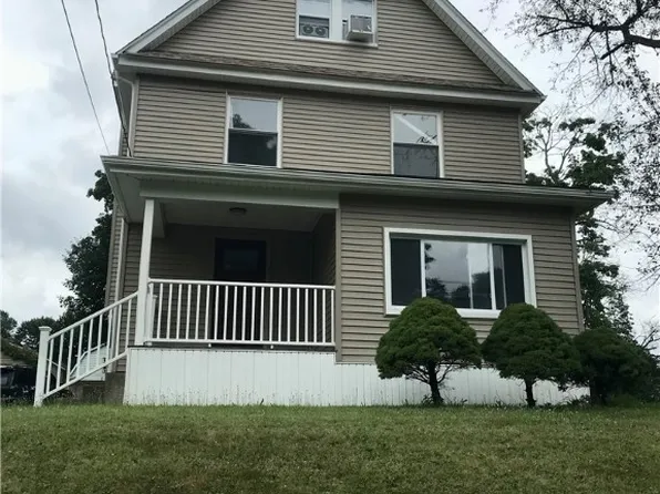 1907 Point View Ave, Youngstown, OH 44502