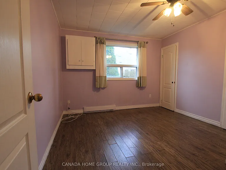 931 Goldie St — Photo 18
