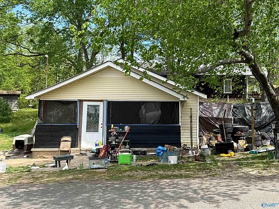 3rd image of 7081 7th Ave