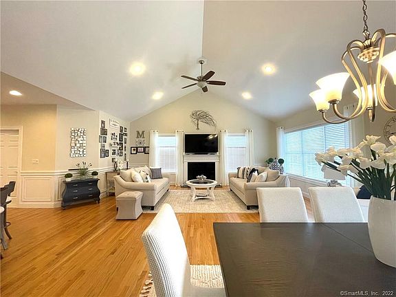 3rd image of 68 Scenic Dr #68