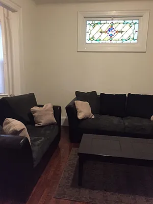 Rented by Peter Ashe | media 2