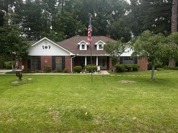 10254 Tanglewood Dr, Meridian, MS 39307