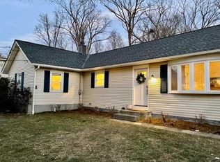 14 Tompkins Ave, Glenham, NY 12527