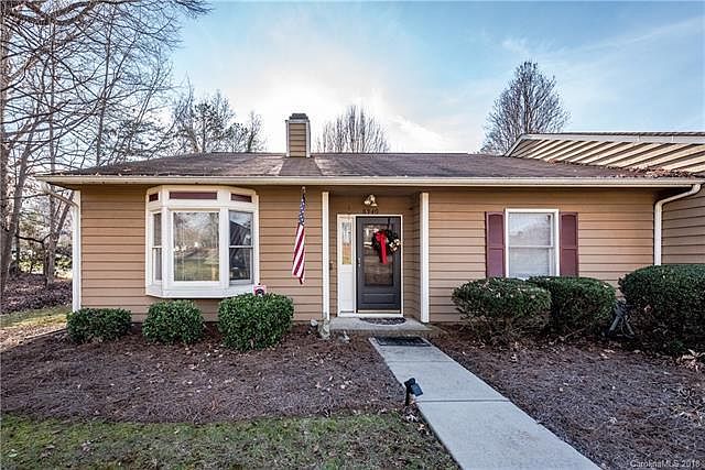 1st image of 8340 Summerglen Cres