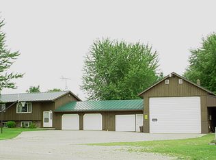 N4907 Lower Rd, Shiocton, WI 54170