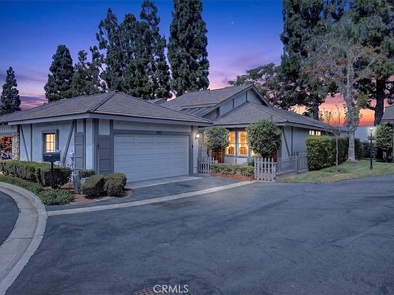 2nd image of 1022 Regis Way