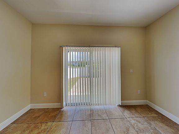 5th image of 22575 SW 102nd Ct