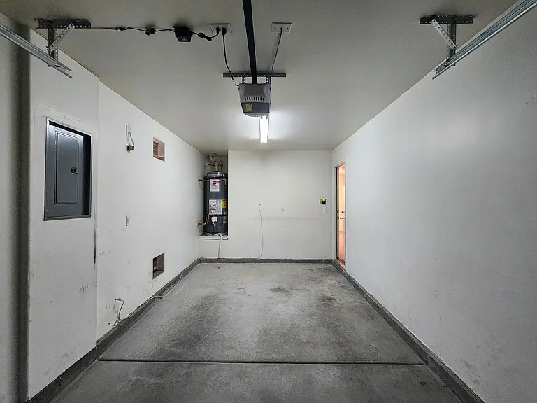7271 Proud Patriot St — Photo 39