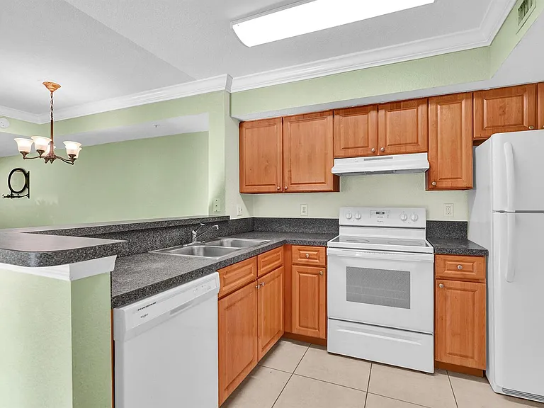 15075 Michelangelo Blvd #103 — Photo 4