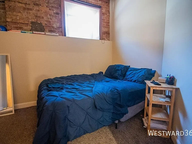 1114 W Hubbard St #1 — Photo 10