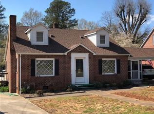 202 S 2nd Ave, Maiden, NC 28650
