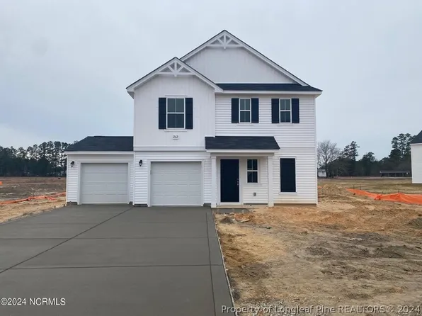 262 Walters Run Dr, Raeford, NC 28376