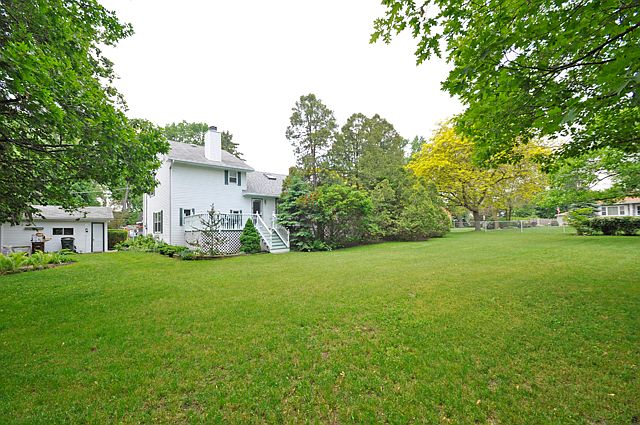 North Lawn View
