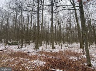 Elm Dr, Oakland, MD