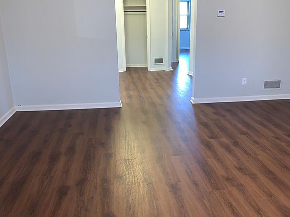 5th image of 1758 Northwest Blvd #B